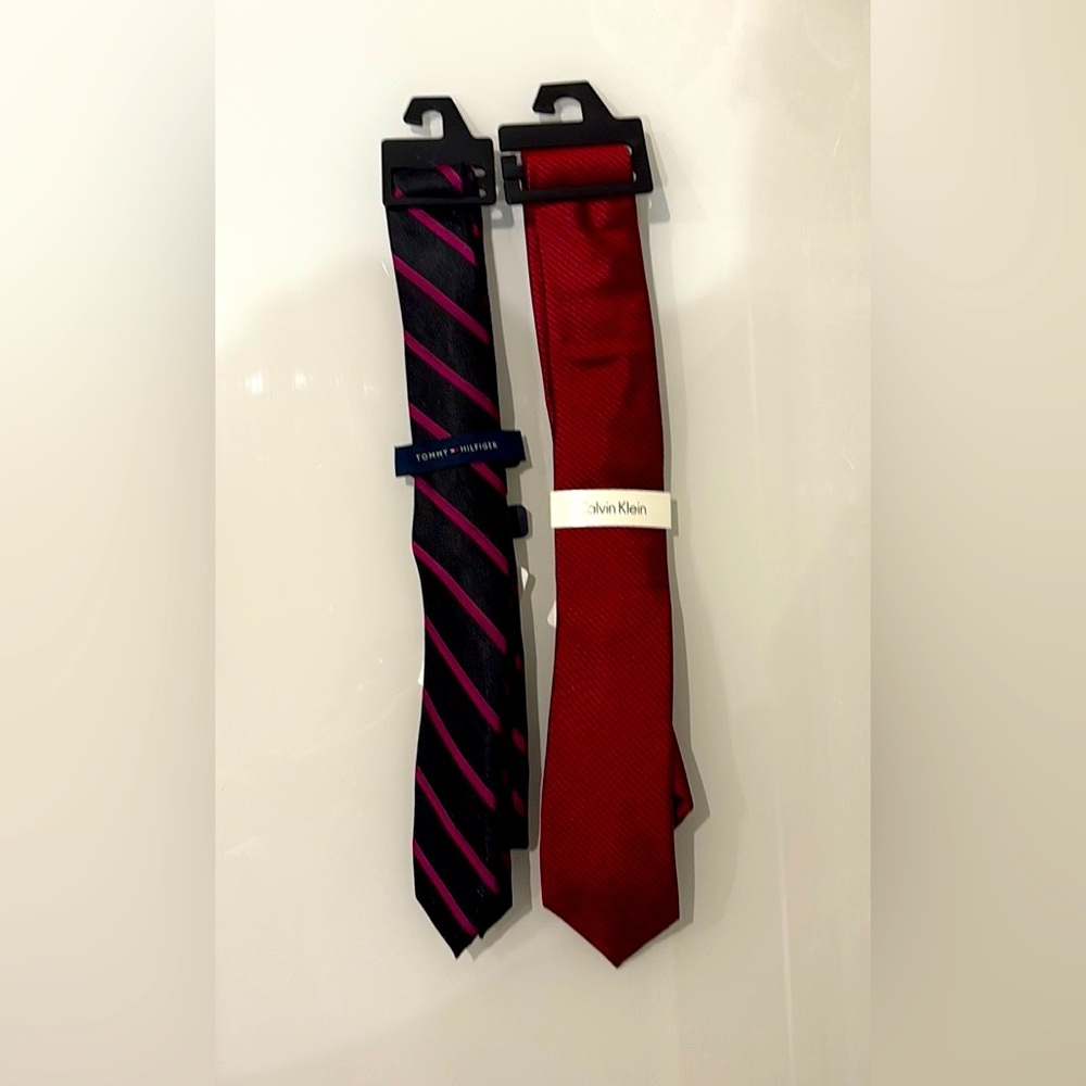 Calvin Klein & Tommy Hilfiger - Two ties in a bundle